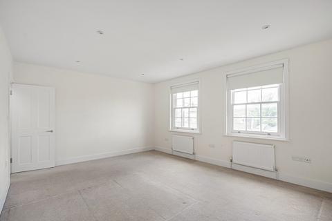 2 bedroom flat to rent, Tranquil Vale, London, SE3