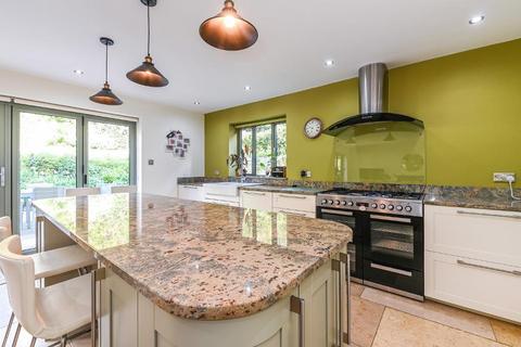4 bedroom detached house for sale, Coombe Drove, Steyning, West Sussex, BN44 3PW