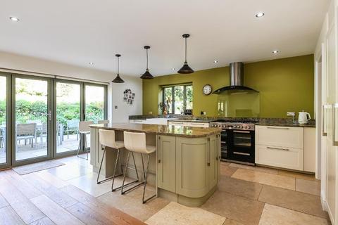 45 Coombe Drove, Bramber, Steyning, BN44 3PW