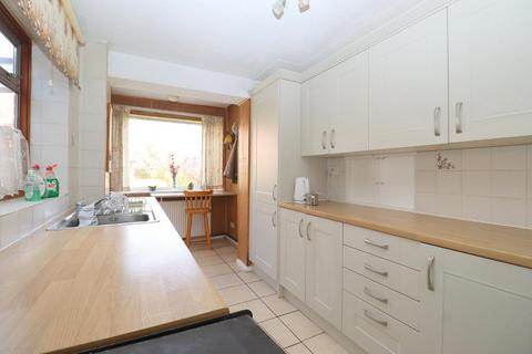 3 bedroom semi-detached house for sale, Turnpike Drive, Warden Hills, Luton, Bedfordshire, LU3 3RE