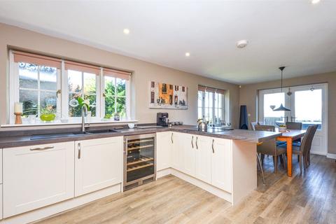 4 bedroom detached house for sale, Bryn Coed, Penmaenmawr, Conwy, LL34