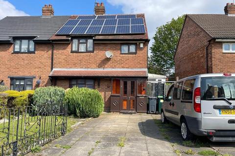 2 bedroom semi-detached house for sale, Yew Tree Lane, Wednesbury, WS10 0BL