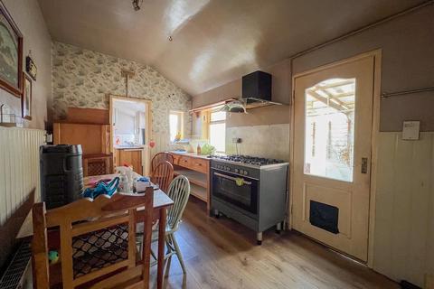 21 Gladys Road, Birmingham, B25 8BX