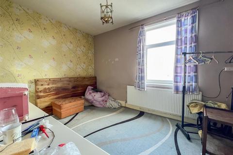 21 Gladys Road, Birmingham, B25 8BX