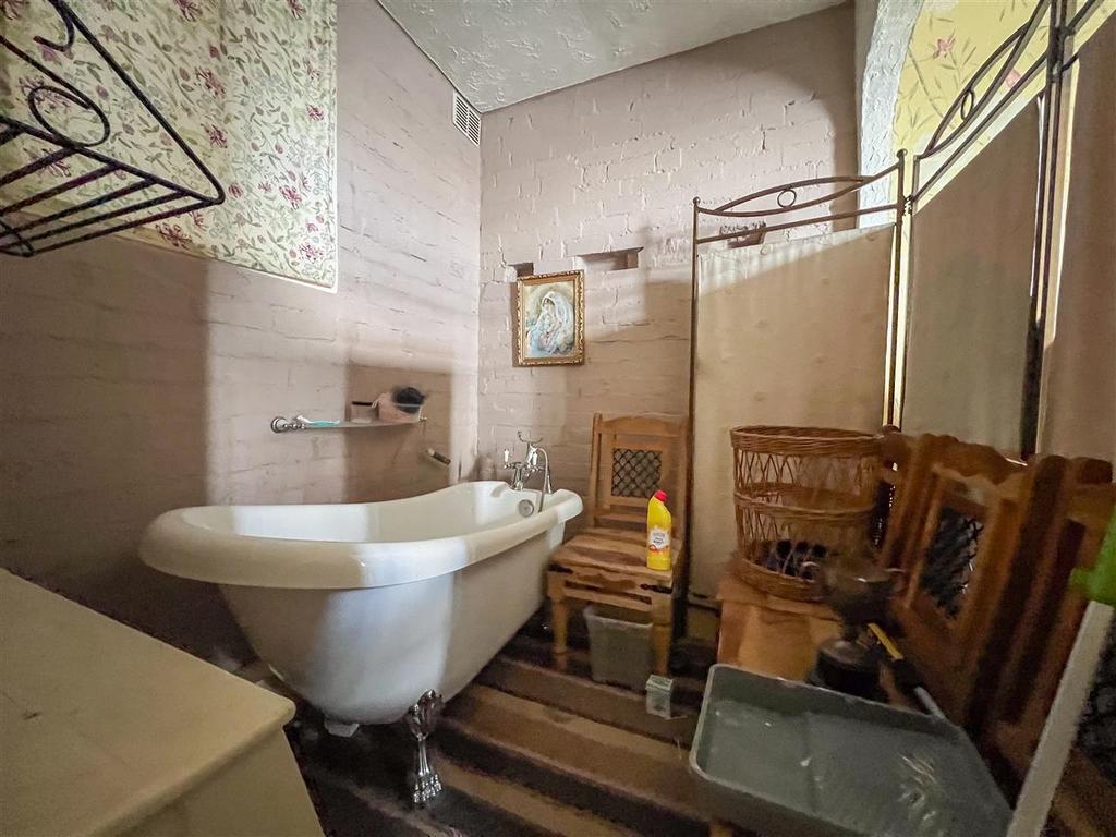 Ensuite