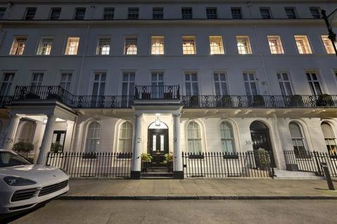 5 bedroom apartment for sale, Eaton Square, London, SW1W