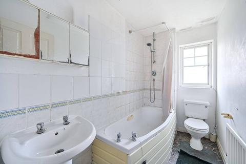 2 bedroom terraced house for sale, Baldwin Gardens, Hounslow, TW3