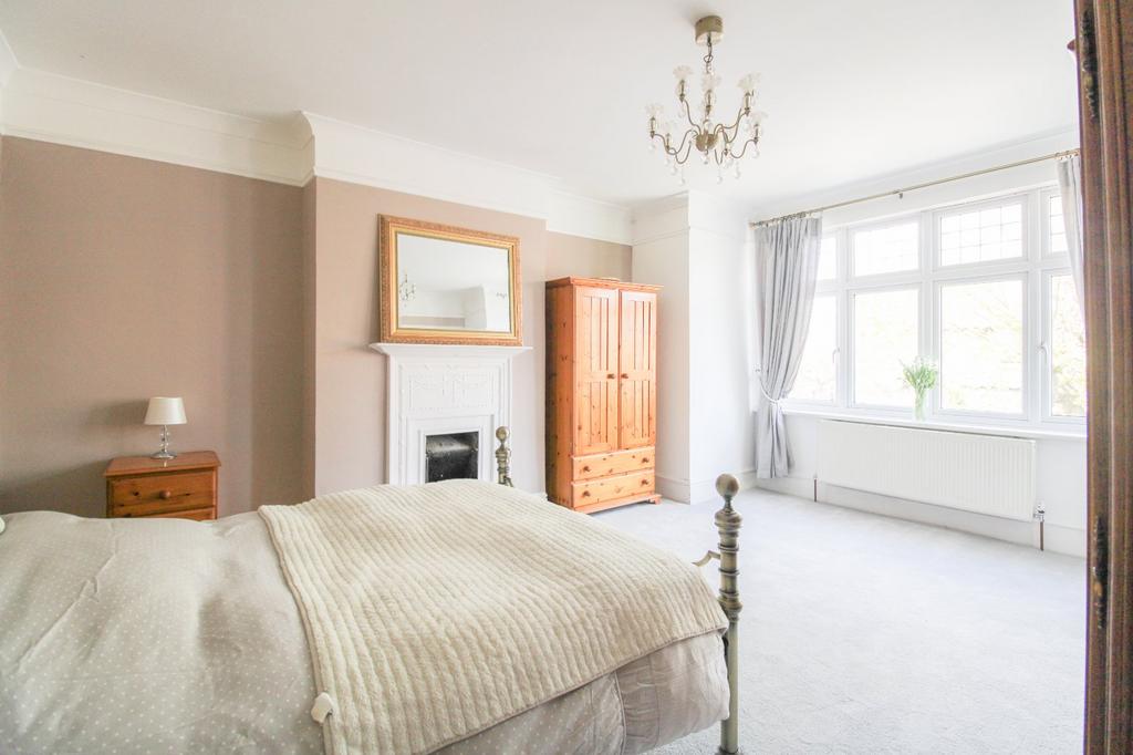 Picture No. 05
