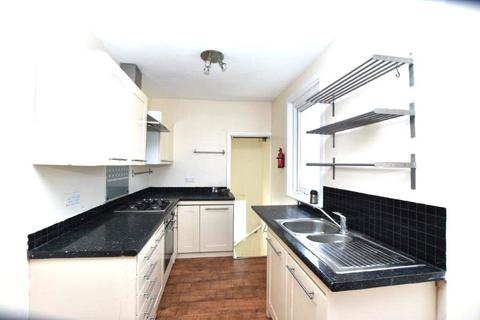 3 bedroom property to rent, Mersham Road, Thornton Heath, CR7