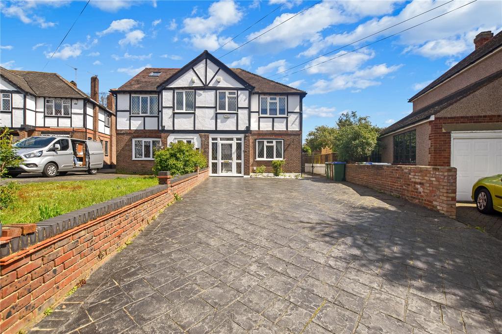 Arcadian Close, Bexley, DA5 4 bed semidetached house £600,000