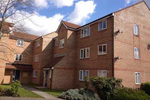 2 bedroom flat to rent, 136 Cherry Blossom Close