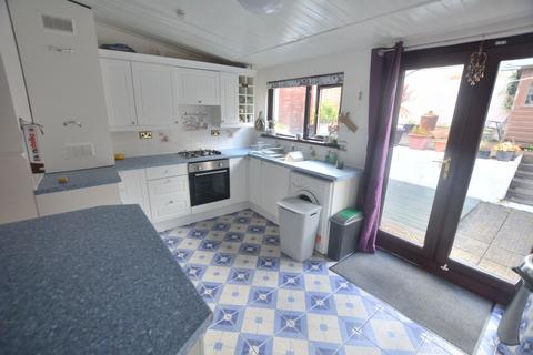 3 bedroom terraced house to rent, Aberdare, Rhondda Cynon Taff CF44