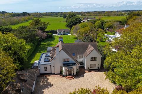 5 bedroom detached house for sale, Barnes Lane, Milford on Sea, Lymington, SO41