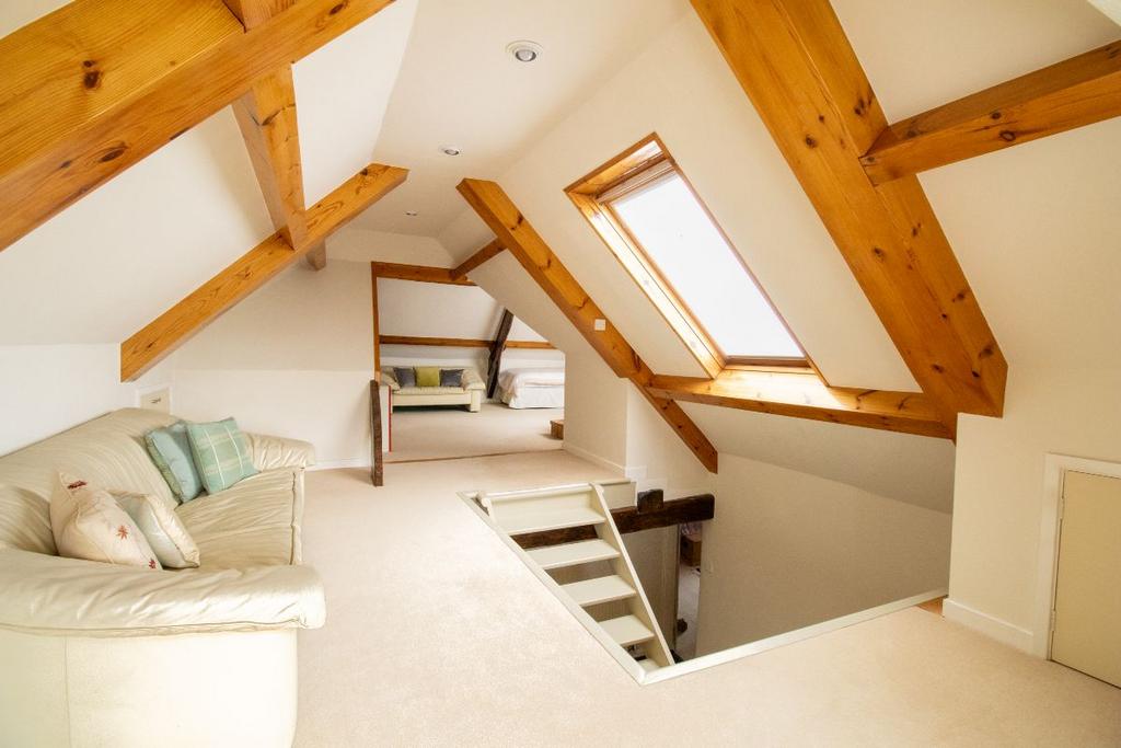 Second floor landing