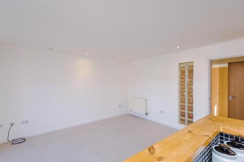 2 bedroom flat to rent, Bourchier Way, Warrington WA4