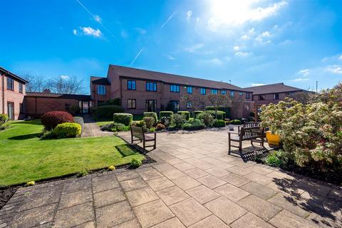 1 bedroom retirement property for sale, Oulton Court, Warrington WA4