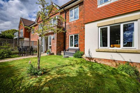 2 bedroom apartment for sale, Farnham Road, Liss, Hampshire, GU33