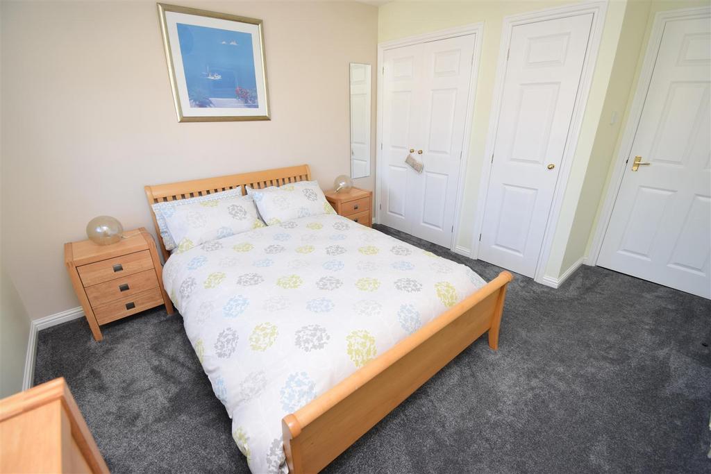 Bedroom two (1).jpg