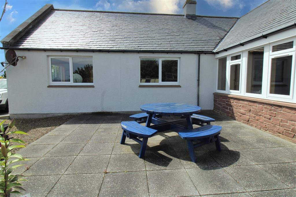 Side patio.jpg