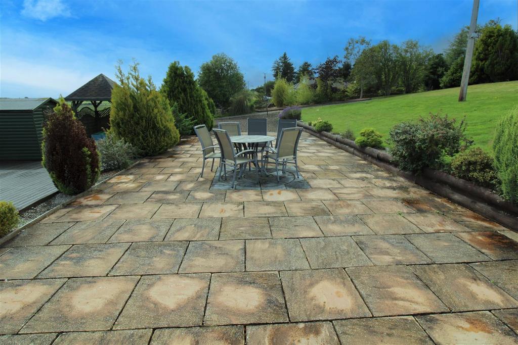 Seating area.jpg