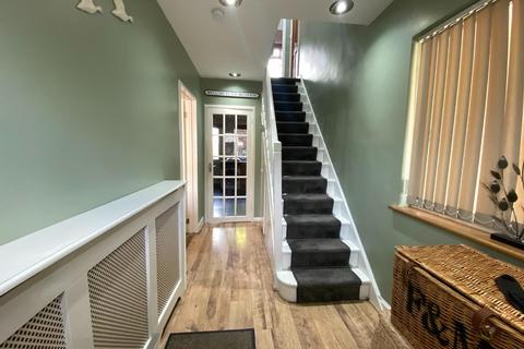 45 Chestnut Close, Hayes, UB3 1JG
