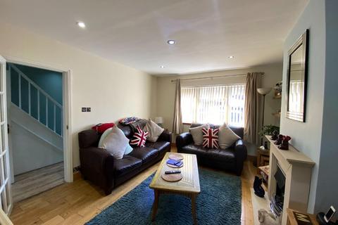 45 Chestnut Close, Hayes, UB3 1JG