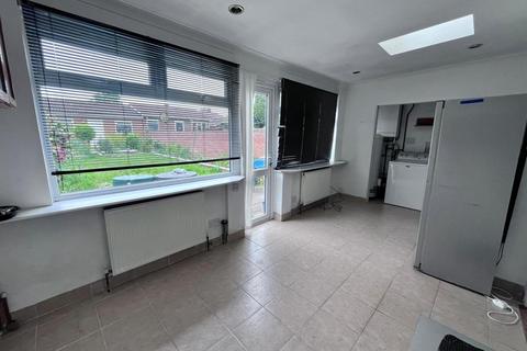 111 Berwick Avenue, Hayes, UB4 0NH