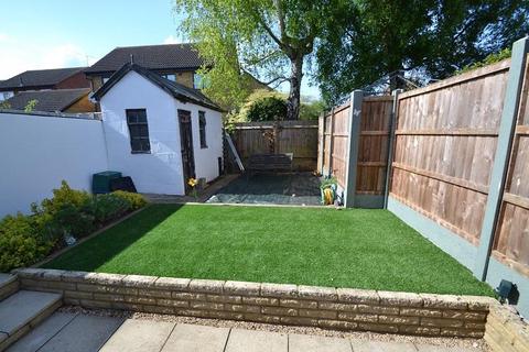 3 bedroom terraced house for sale, Norfolk Road, Buntingford