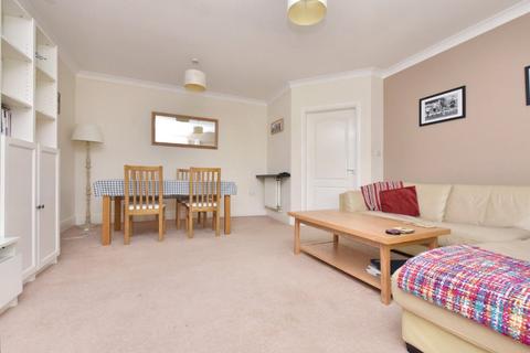9 Cherry Court, Headingley, Leeds, LS6 2WB