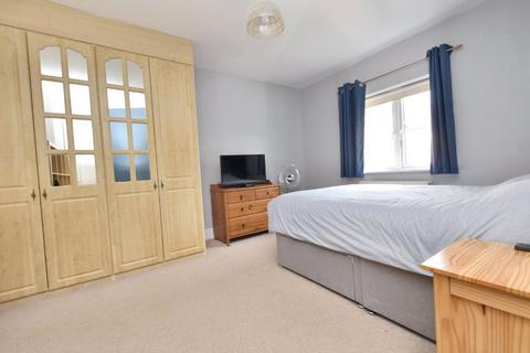 9 Cherry Court, Headingley, Leeds, LS6 2WB
