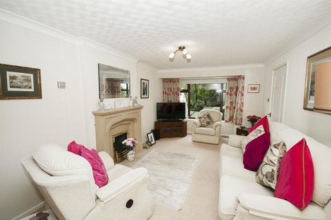 3 bedroom semi-detached bungalow for sale, Hospital Road, Bromley Cross, Bolton