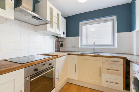 2 bedroom flat to rent, 15 Tavistock Road, Croydon CR0