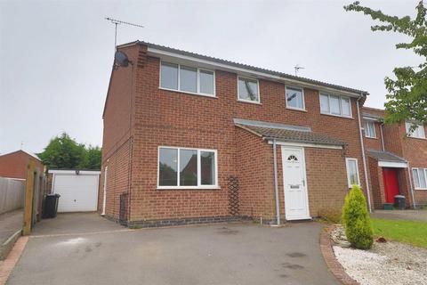 3 bedroom semi-detached house to rent, Wilton Close, Oadby, Leicester