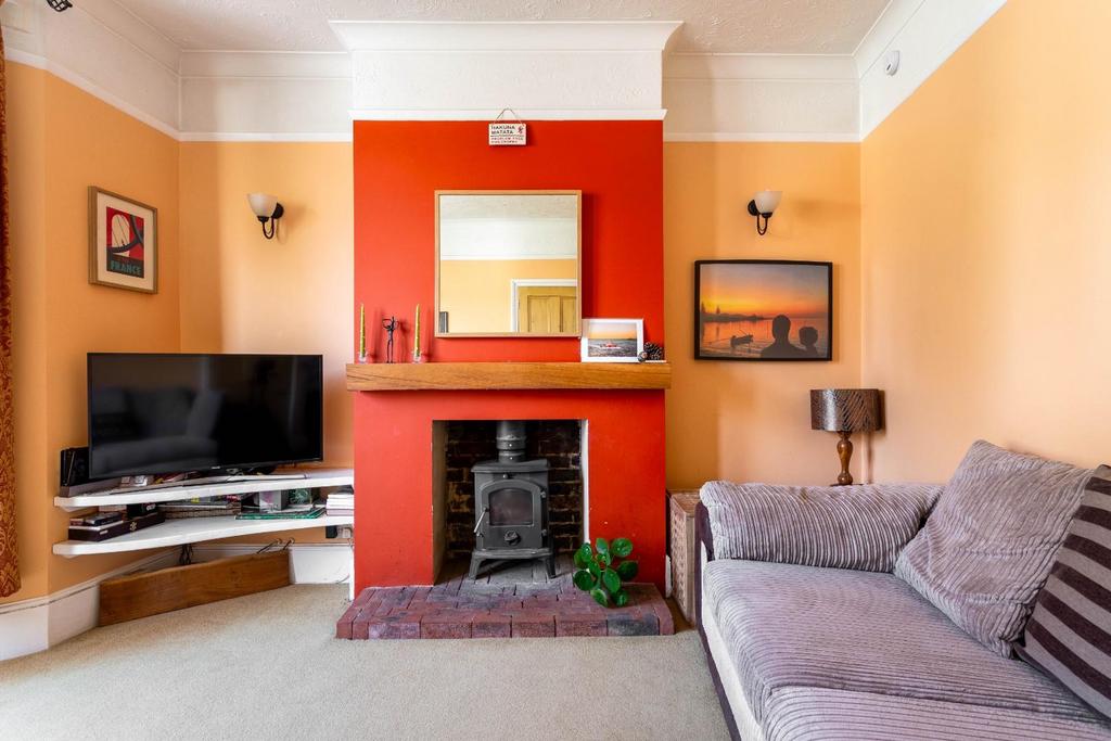 Ashington Villa-1.jpg