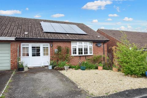 3 bedroom semi-detached bungalow for sale, Yarn Barton, Templecombe