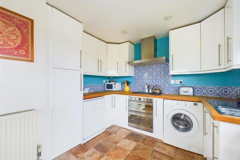 47 Darlton Drive, Arnold, Nottingham, NG5 7LX