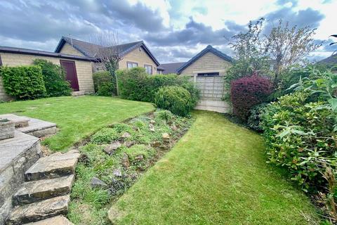 3 bedroom detached bungalow for sale, Moor Top, Mirfield