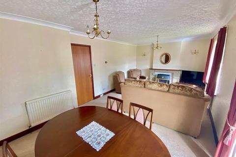 3 bedroom detached bungalow for sale, Moor Top, Mirfield