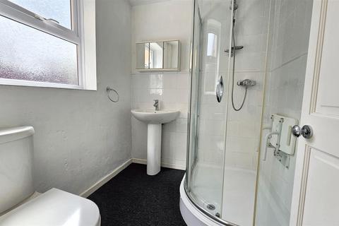 3 bedroom terraced house for sale, Wycombe Road, Leicester