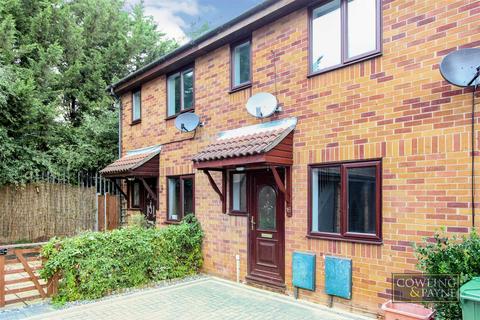 2 bedroom terraced house to rent, Stapleford End, Shotgate, Wickford