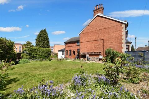 3 bedroom semi-detached house for sale, Oakley Road, Corby NN17