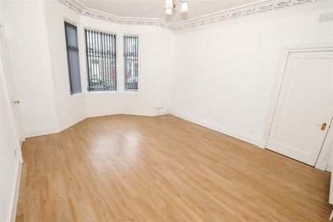 2 bedroom flat for sale, David Street, Kirkcaldy