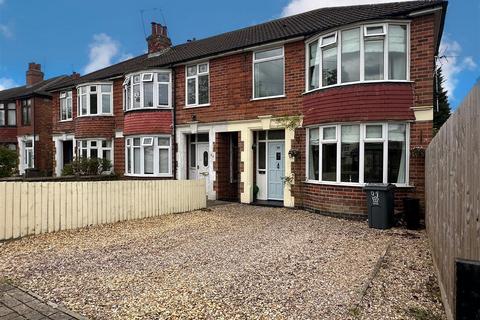 3 bedroom end of terrace house for sale, Thurncourt Road, Leicester LE5