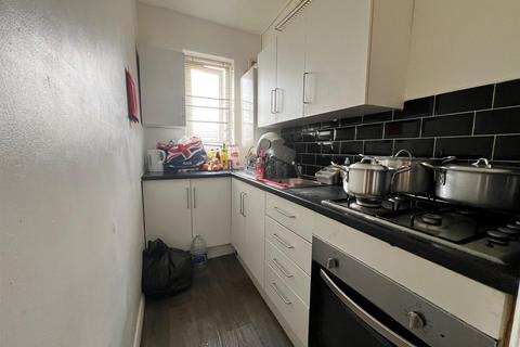 1 bedroom flat for sale, Norfolk Road, Ilford