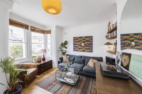 2 bedroom flat for sale, Mayville Road, London E11