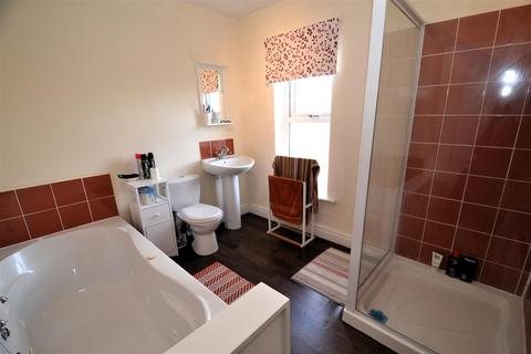 1 bedroom end of terrace house for sale, Brighton Terrace, Scholes, Cleckheaton