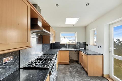 64 Gilbert Road, Kingswood, Bristol, BS15 1RH