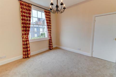 1 bedroom flat to rent, Portland Place East, Leamington Spa