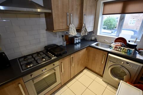 3 bedroom townhouse to rent, Bellamy Close, Coventry - Three Bedroom, Two Bathroom Townhouse
