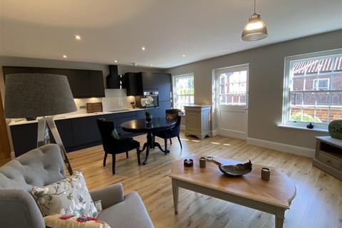 1 bedroom apartment to rent, Apartment 3, Scuttlecroft Place
